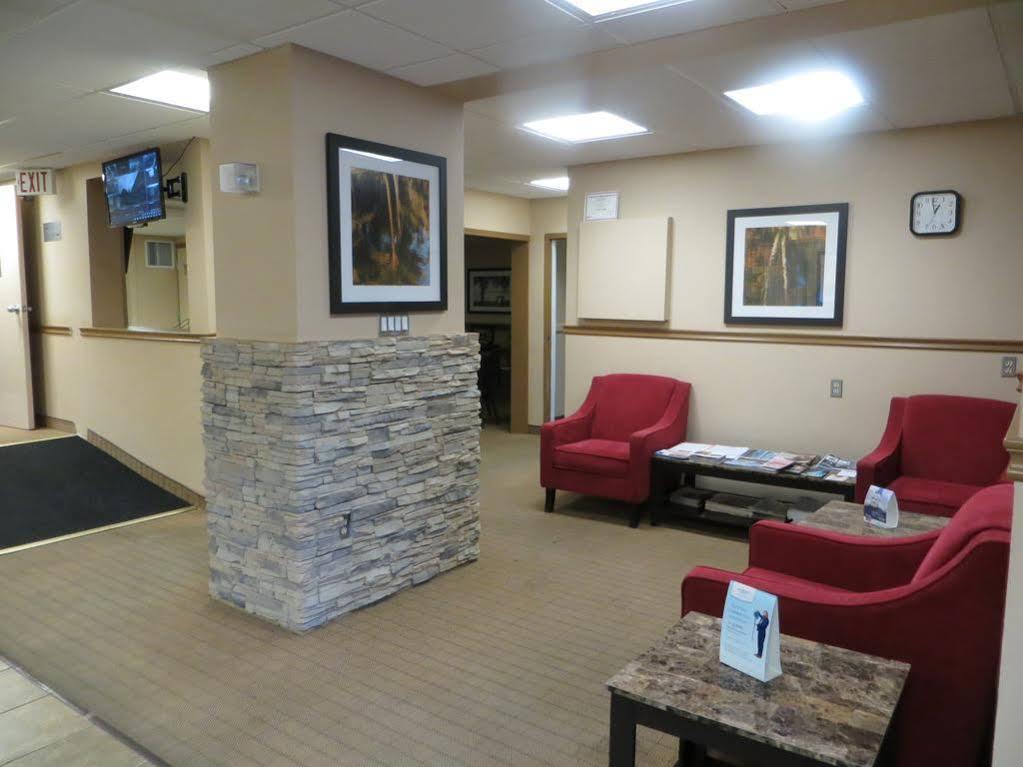 Ba Hotel Red Deer Exterior foto